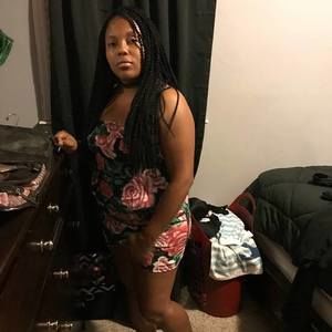 Meet your Posher, Evette